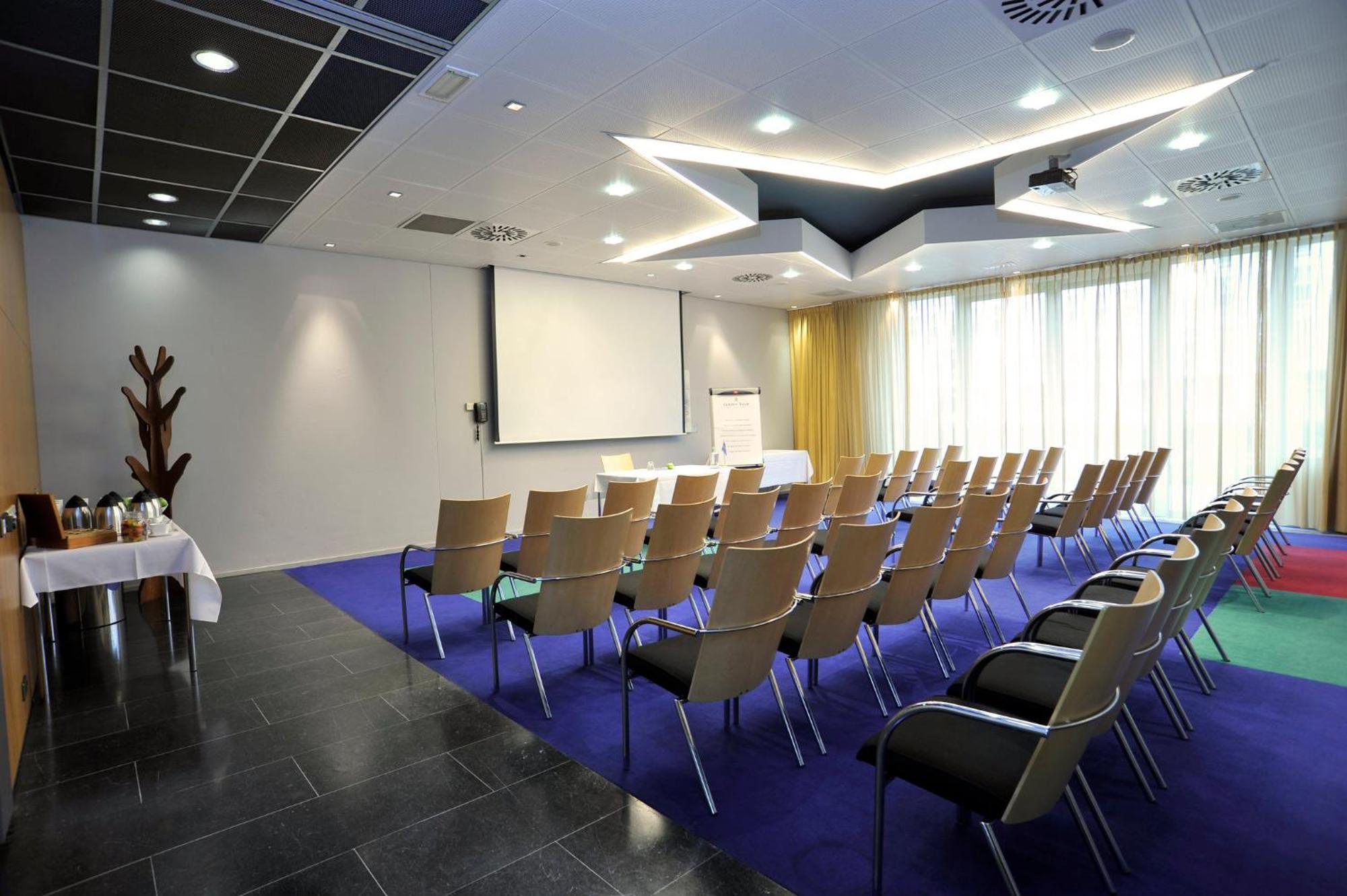 Select 4* Maastricht